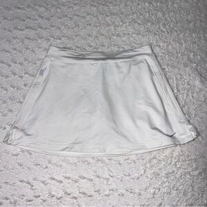 Kids white Nike tennis skirt (girls L)